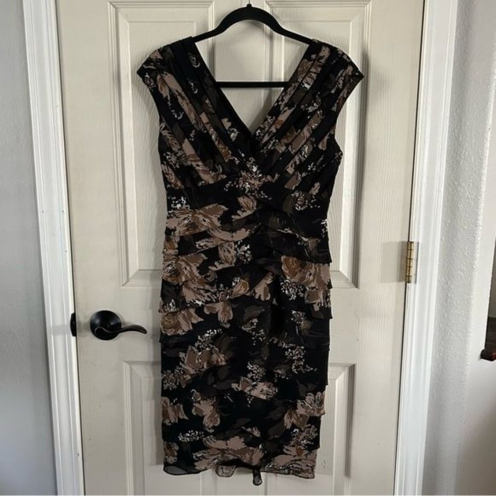 Adrianna Papell Tiered Cocktail Dress Sz 6 - Picture 5 of 16